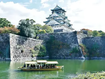 Discover the history of Osaka Castle on a guided walking tour ( Entrance Ticket Included)