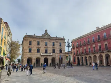 Corners of Gijón: free tour with official guide