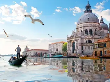 From Plague to Prosperity: Venice Beyond the Crowds