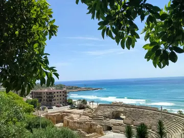 Tarragona esencial y apasionante: historia romana, secretos medievales y vistas al Mediterráneo