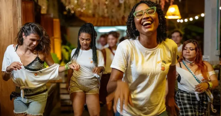 Vive la vida nocturna de fiesta en Cartagena
