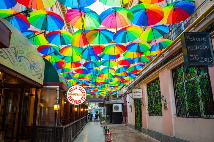 Bucarest Old Town Treasure Hunt : Tour a pie y juego