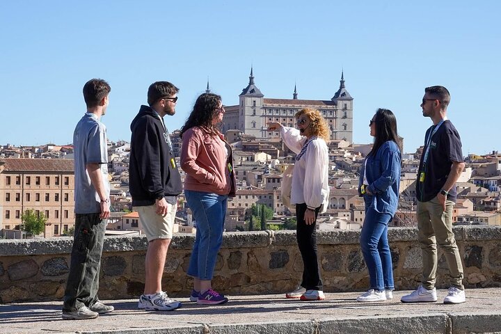Toledo Día Completo con Visita a Bodegas, Tapas y Cata de Vinos