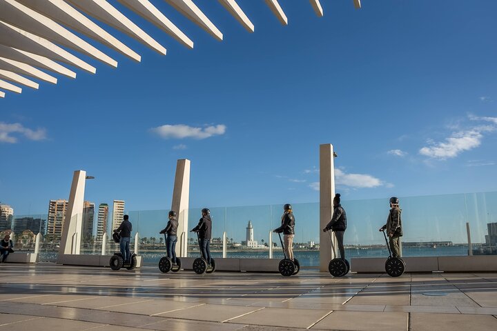 Tour por la ciudad de Málaga Tour panorámico en Segway de 1 hora