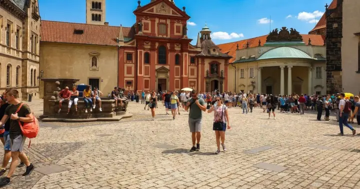 Prague Castle 2.5-Hour Tour Including Admission Ticket