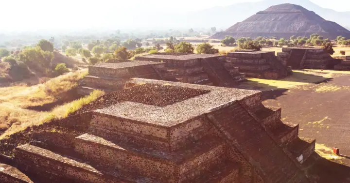 CDMX: Visita Temprana a Teotihuacán