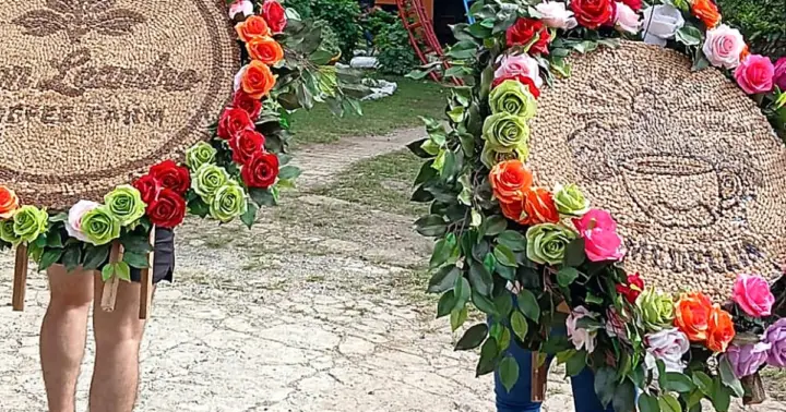 Medellín Flower Heritage Experience with Coffee Tasting