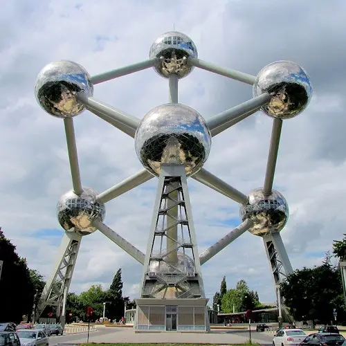 Atomium y Museo del Diseño: Entrada