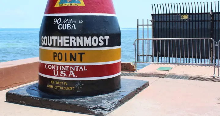 Miami to Key West Shuttle: Dolphin, Snorkeling & More