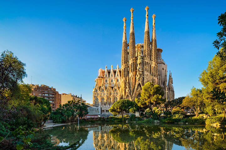 Tour Gótico, Sagrada Familia y Parque Güell