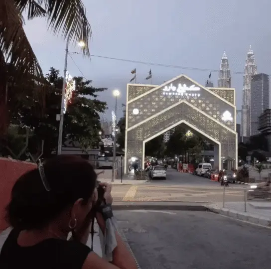 Kuala Lumpur: Kampung Baru Walking Tour with Dinner