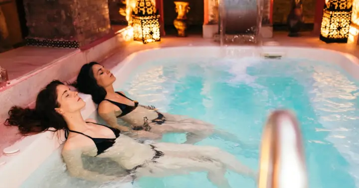 Granada: Experiencia Hammam con Masaje en Baños de Elvira
