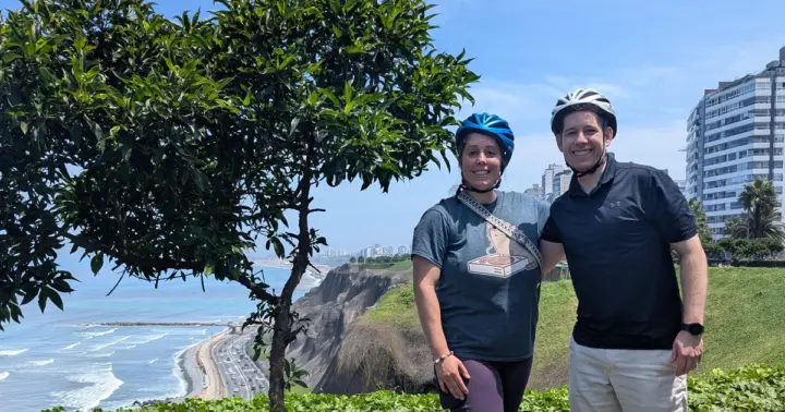 Bike tour Miraflores Barranco Huaca Pucllana