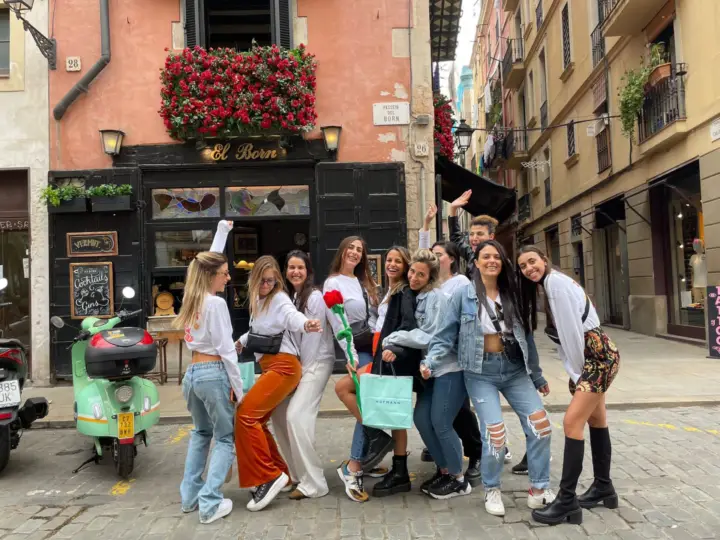 Barcelona: Eixample, Gothic & Born Food and History Tour