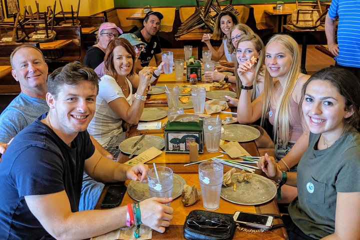 Recorrido gastronómico por el distrito gastronómico de Midtown