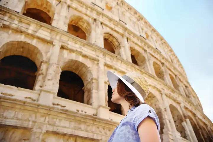 Acceso al Coliseo, al Foro Romano y al monte Palatino y audioguía