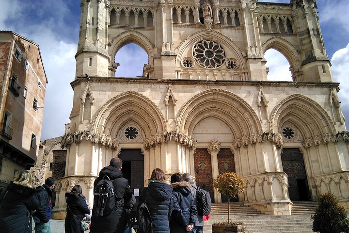 Tour de Madrid a Cuenca con acceso a Catedral