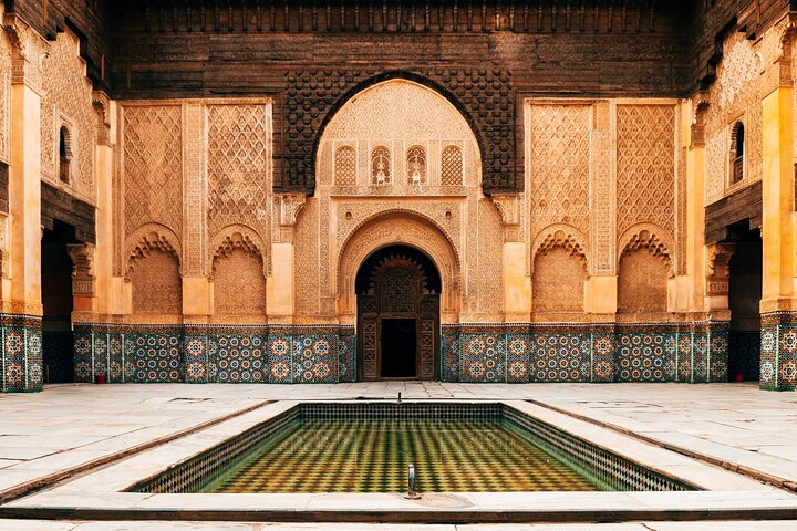 Marrakech: visita guiada a Ben Youssef, al jardín secreto y a los zocos