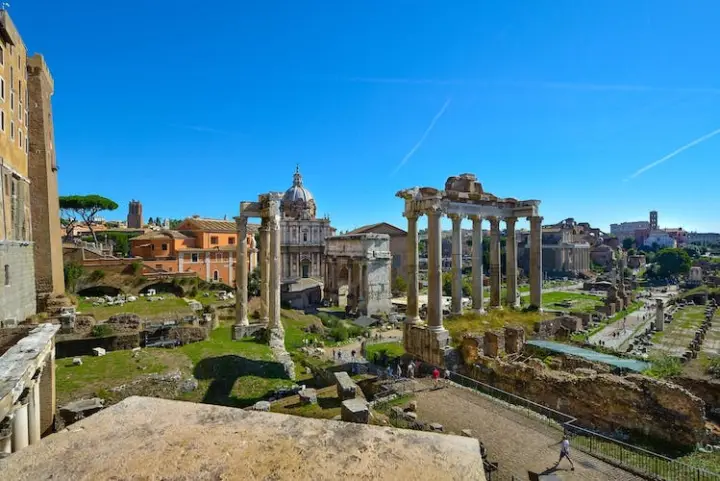 Maxi Combo: Coliseo, Museos Vaticanos y autobús hop-on hop-off 48h