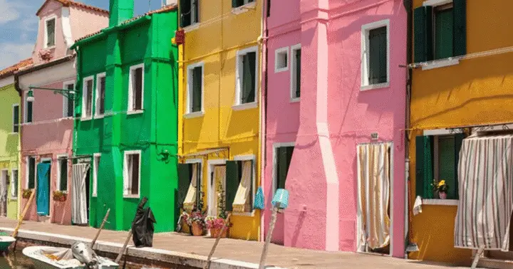 Venice Islands: Murano Glass & Burano Colors Guided Visit