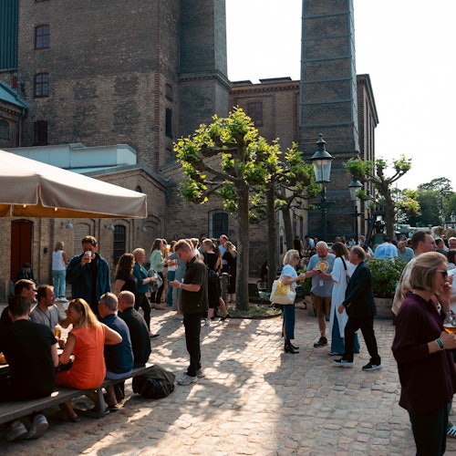 Casa de Carlsberg: Entrada + Bebida