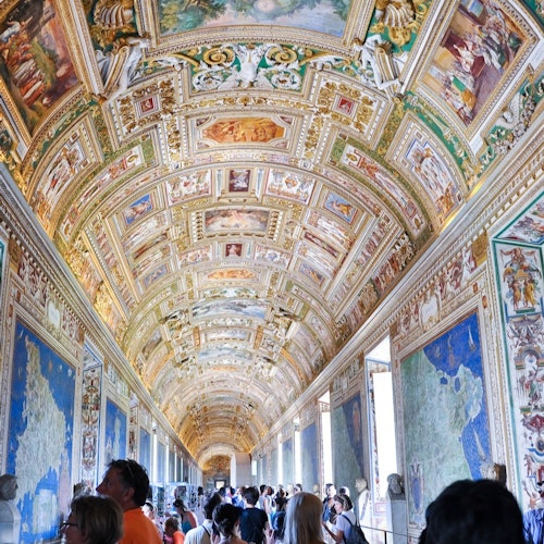 Vatican Museums: Guided Tour + St. Peter's Basilica Entry