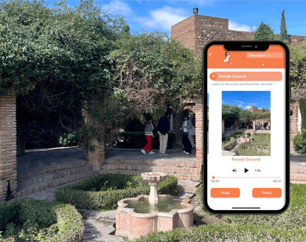 Visita autoguiada por Málaga y entrada opcional a la Alcazaba