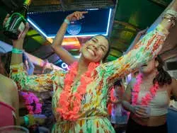 Cartagena Party Bus Tour + Nightclub