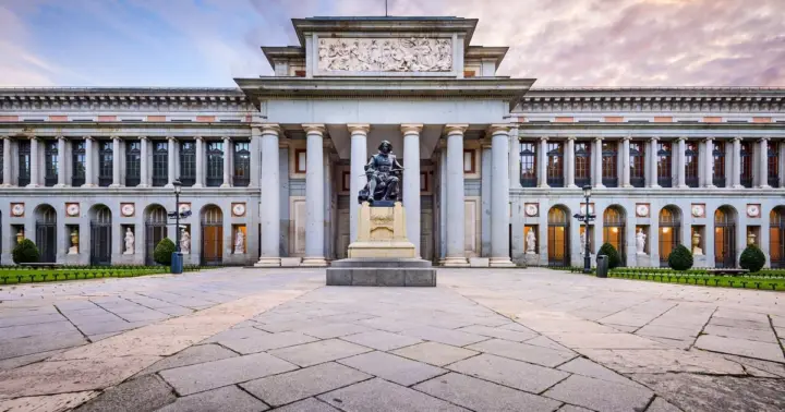 Madrid: Prado Museum Private tour with local guide
