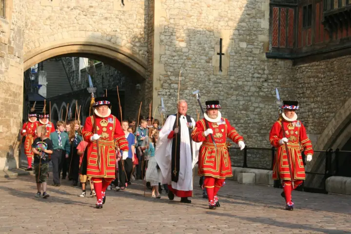 London: Easy Access Tower of London and Crown Jewels Tour