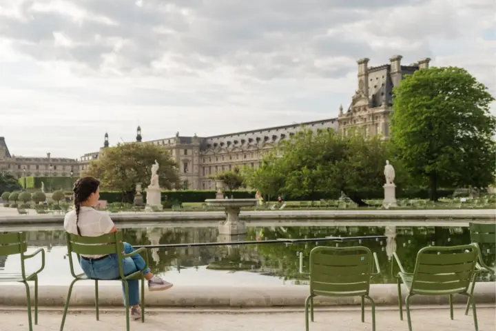 París: plazas reales, jardines del Louvre y tour por los puntos destacados de la ciudad