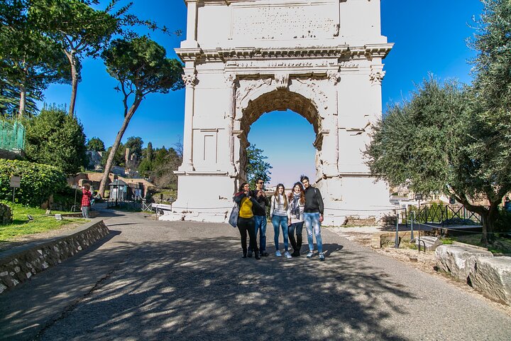Tour privado del Coliseo, foros del Monte Palatino y la antigua Roma