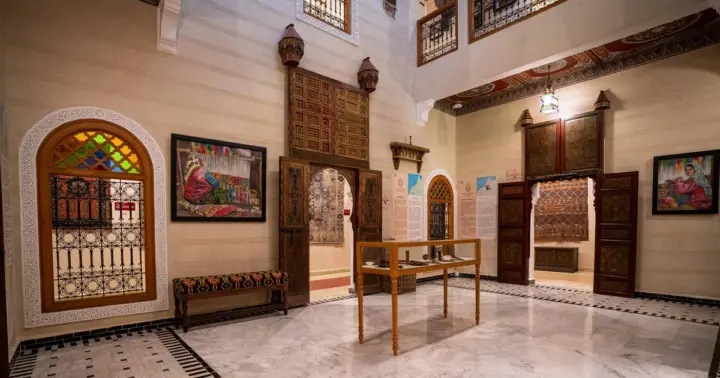 Marrakech: museo de alfombras, tejido en directo y té en la azotea