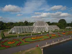 Entrada al Palacio de Kew y Real Jardín Botánico