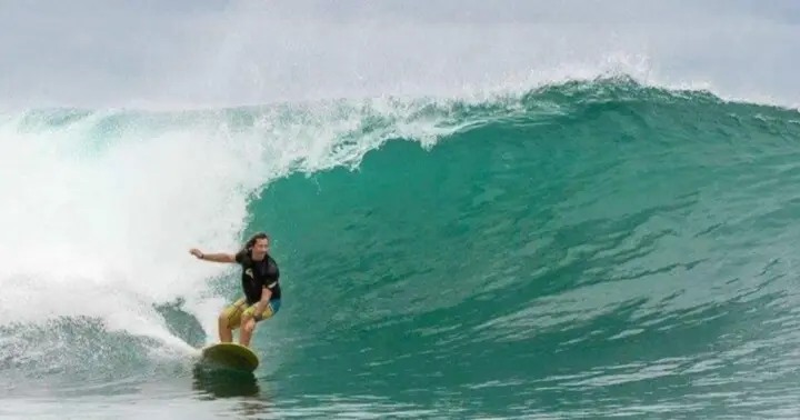 Cartagena: Surf Class with Certified Instructor