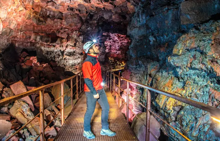Reykjavik: Lava Tube Caving Tour