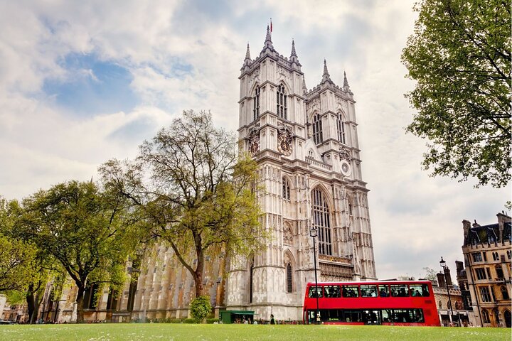 Westminster Abbey and St Pauls Cathedral Flexible Entry and Audio