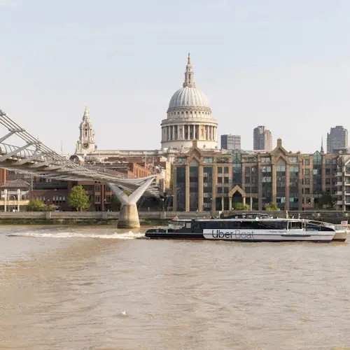 London: St Paul's Cathedral Entry with Audio Guide + 1-Day Uber Boat Pass