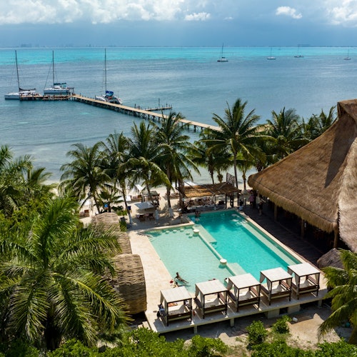 Cancún: Excursión en Catamarán con Snorkel, Comida Buffet y Bebidas