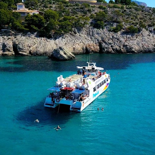 Palma de Mallorca: Paseo de 2 horas en catamarán + Natación y snorkel