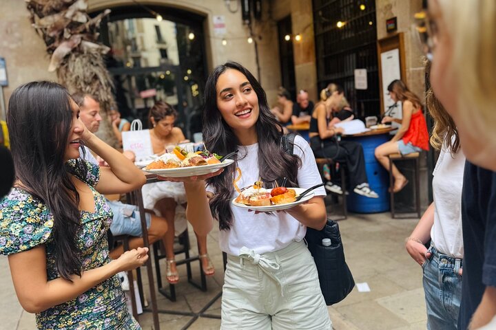 Barcelona Tapas Tour, Tabernas, Historia y Cultura Local