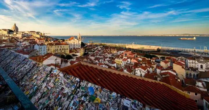 Lisbon's 7 Viewpoints Walk: Stories, Culture & Sunset Wine