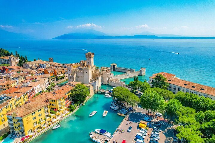 Excursión privada de un día a Sirmione desde Venecia