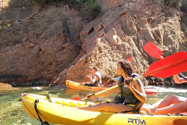 Costa Brava: Kayak, Snorkel, Photos, Lunch, Beach & Cliff Jump!