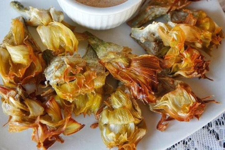 Tour de tapas vegetarianas y comida a pie en Gracia