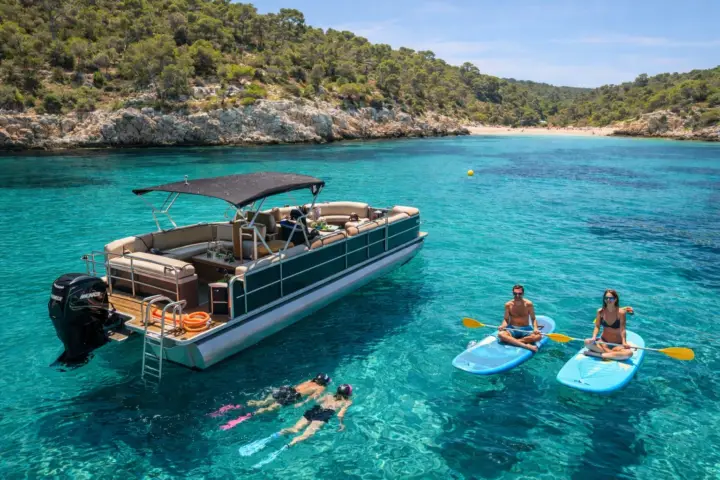 Mallorca: tour en barco compartido con paradas para darse un baño y bebidas