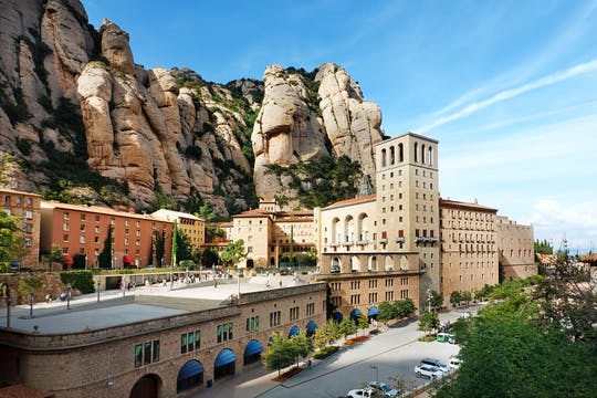 Barcelona y Montserrat en tren cremallera
