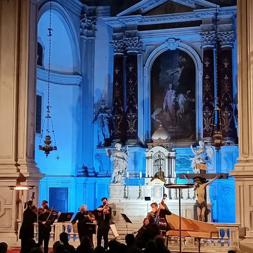 Venecia: Música de Vivaldi por el Conjunto Barroco Vivaldi en la Iglesia de Vivaldi