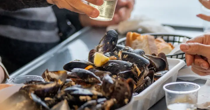 Ruta del Mejillón con degustación en la Ría de Vigo