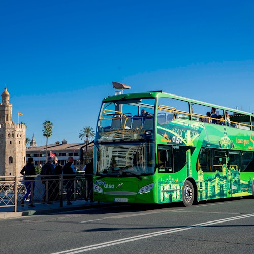 Sevilla: Billete de autobús turístico Hop-on Hop-off de 24 horas